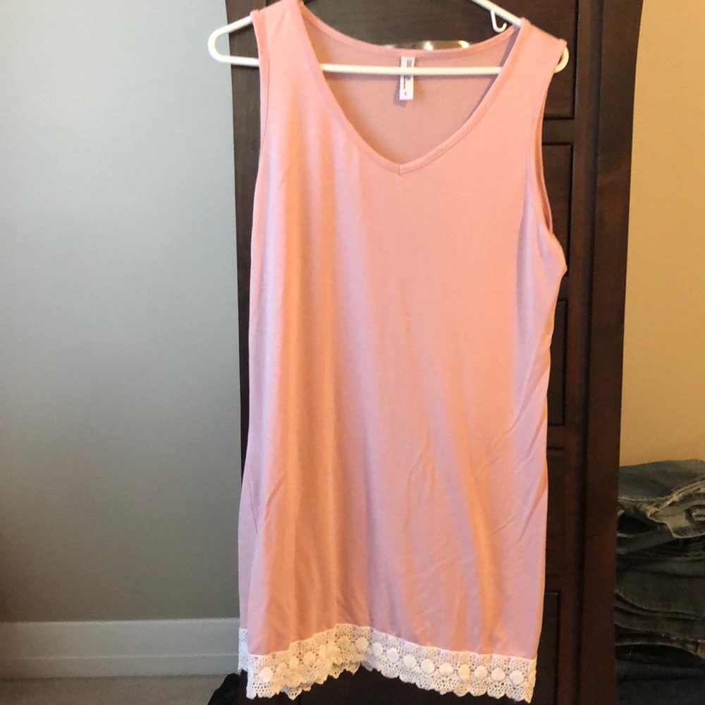 Long pink tank